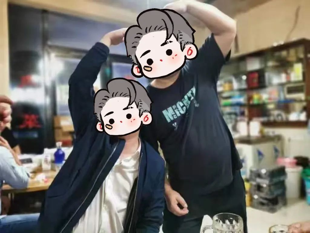 DƬ